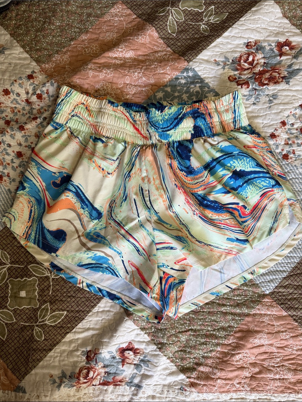 DSG Marble-Print Athletic Shorts women’s size medium